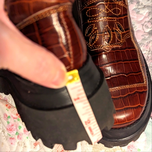 Free People Crocodile print platform loafers UNISEX (W-10)(M-9.5) - Picture 10 of 11